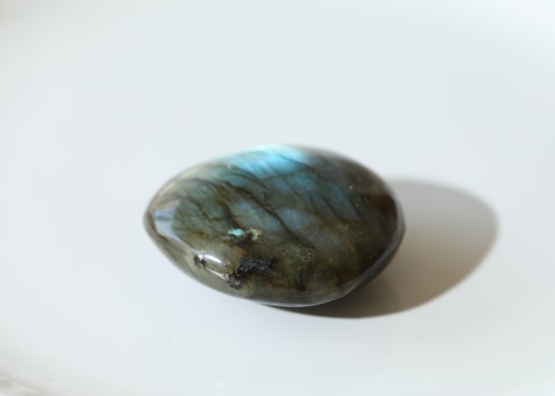 龍を呼ぶ石】ラブラドライト | Y.S.Y24