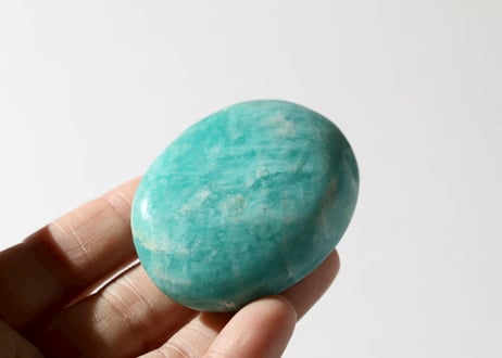 大技封入❣️【虚空蔵菩薩から智慧を授かる】アマゾナイト 握り石 ※イベントクーポン使用不可