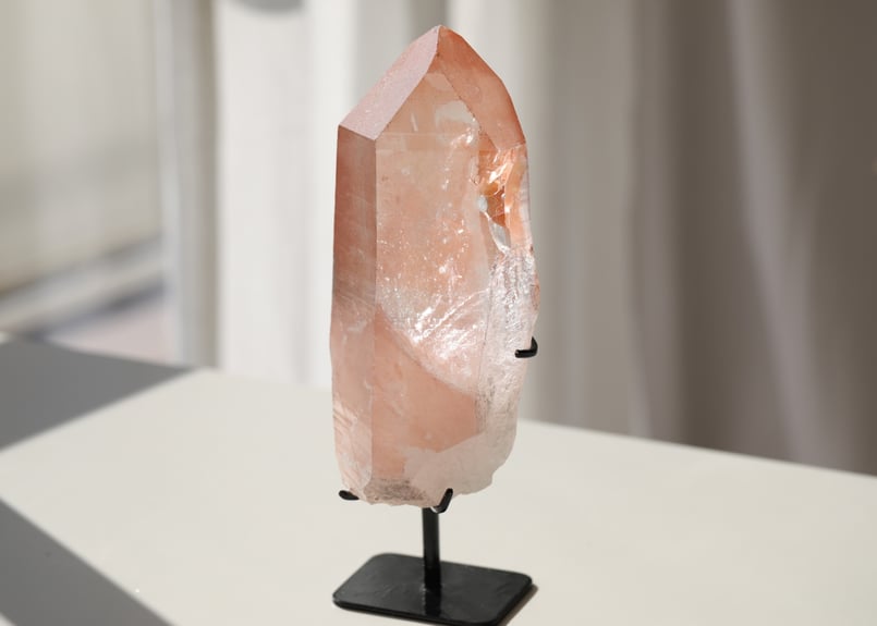 心燃ゆ】ピンクレムリアンクォーツ 台座付き | Y.S.Y24