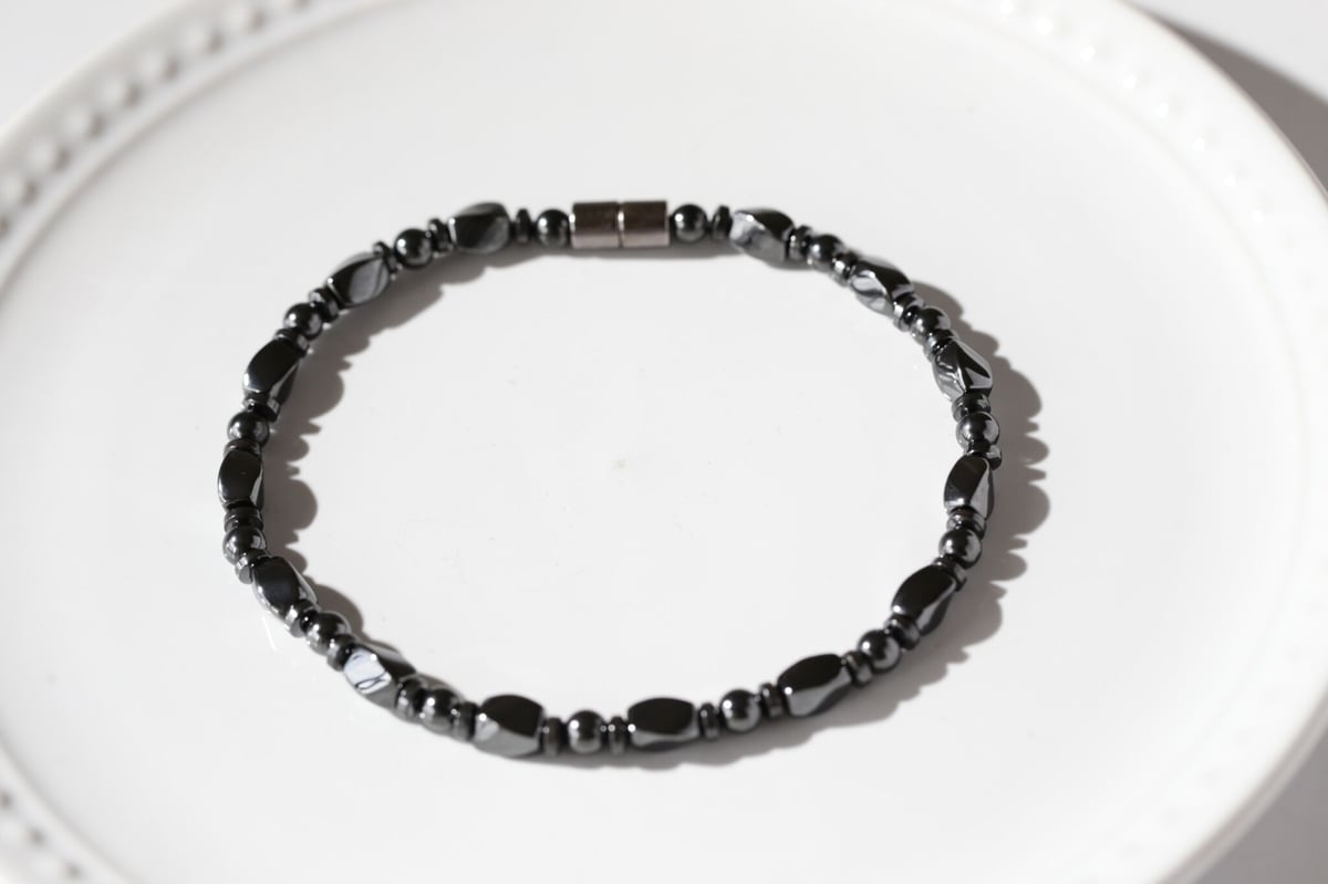 【On Cloud Nine☽アンクレット 様】9cm／8cm▶各200枚 落ち着きの中で】ヘマタイトアンクレット マグネット式(約26cm