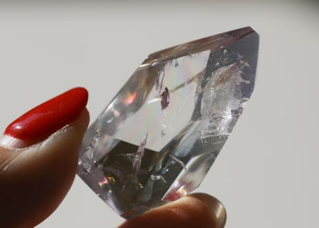 【希望のかけら】虹入り ラベンダーアメジスト フリーフォーム