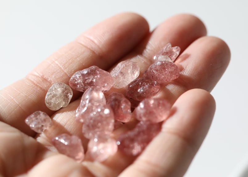 アンチエイジング】タンザニア産 ストロベリークォーツ さざれ（40g