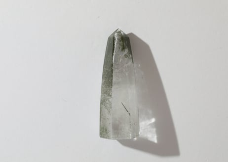 【CHAOSCLEARING カオス解消（自分を超えて成長する）シジル封入 オリジナルカード付き❣️】クローライト入り ガネッシュヒマール産水晶 ポイント ※イベントクーポン使用不可