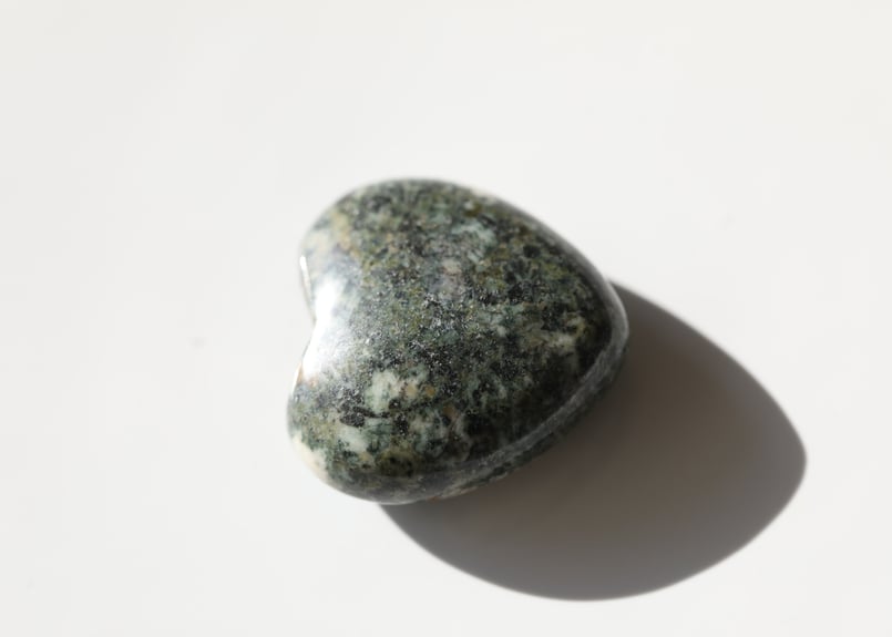 ストーンヘンジの恩恵】プレセリブルーストーン ハート | Y.S.Y24