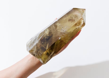 【内なる光を呼び覚ます】虹入り ナチュラルシトリン ポイント