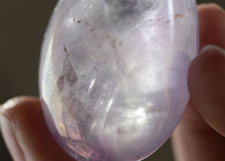 【ちいさな宝物】エンジェルオーラ アメジスト 小さな握り石
