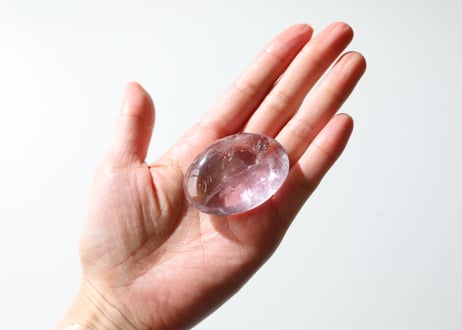【意識の高揚】ハイクオリティ 虹入り アメジスト 握り石