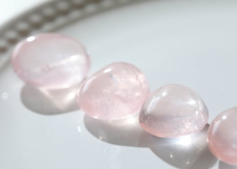 【抱きしめたい】ハイクオリティ ローズクォーツ タンブル（6個セット) ②