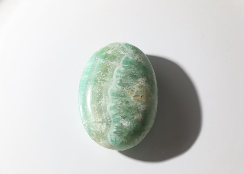 B激レインボー脳の薬石でありながら、覚悟や意志を貫く石✨弱い自分に喝を入れます‼️ かなりノーマル