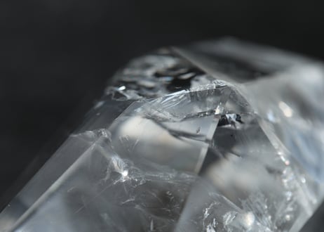 【叡智の結晶】虹入り レムリアンクォーツ 磨き