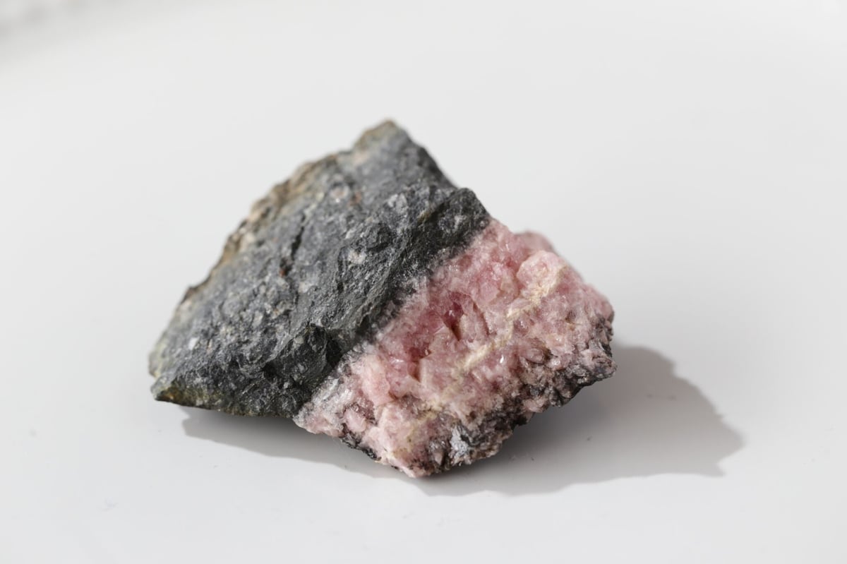 ロードクロサイト原石 北海道 稲倉石鉱山産 ロードクロサイトの原石 No.1 - cute stone -