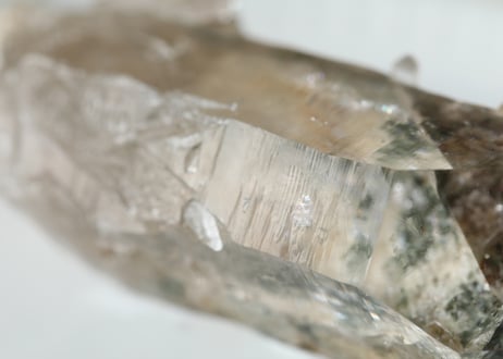 【シャーマンのワンド】インド クル産 虹入り ホワイトガーデンクォーツ