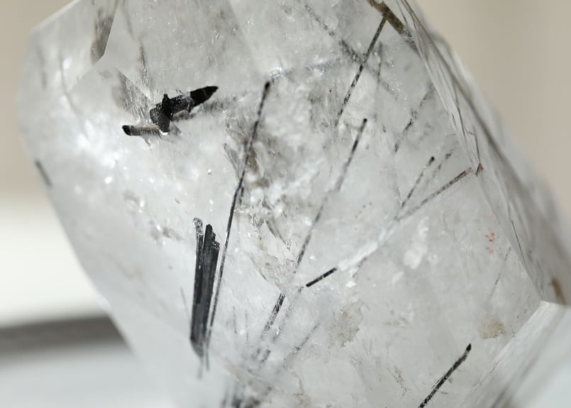 地球のひかり】虹入り ブラックトルマリンインクォーツ フリーフォーム