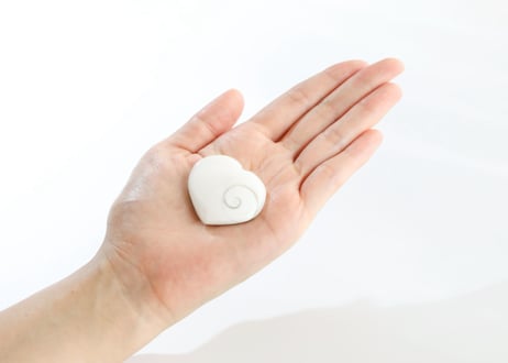 大技封入❣️【虚空蔵菩薩から智慧を授かる】オペルキュラムシェル ハート ※イベントクーポン使用不可