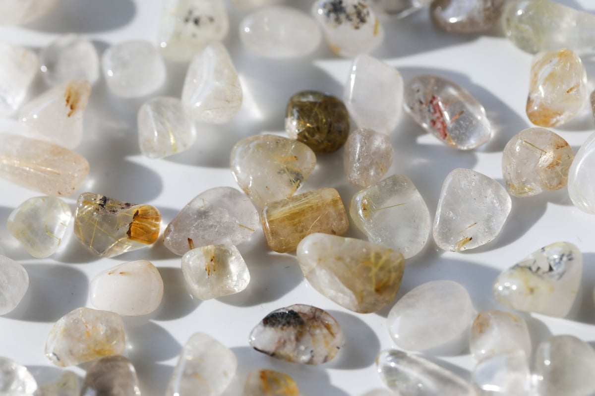 天使が囁くことば】ルチルクォーツ さざれ（40g） | Y.S.Y24