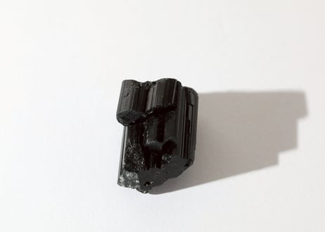 【体へ愛を送る】ブラックトルマリン 原石