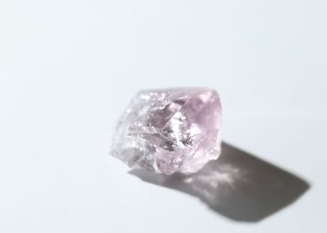 【水のように】ハイクオリティ 虹入りアメジスト 原石ポイント