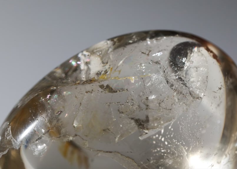 カルマ解放のシッティ入り】虹入り スモーキークォーツ 握り石 | Y.S.Y24