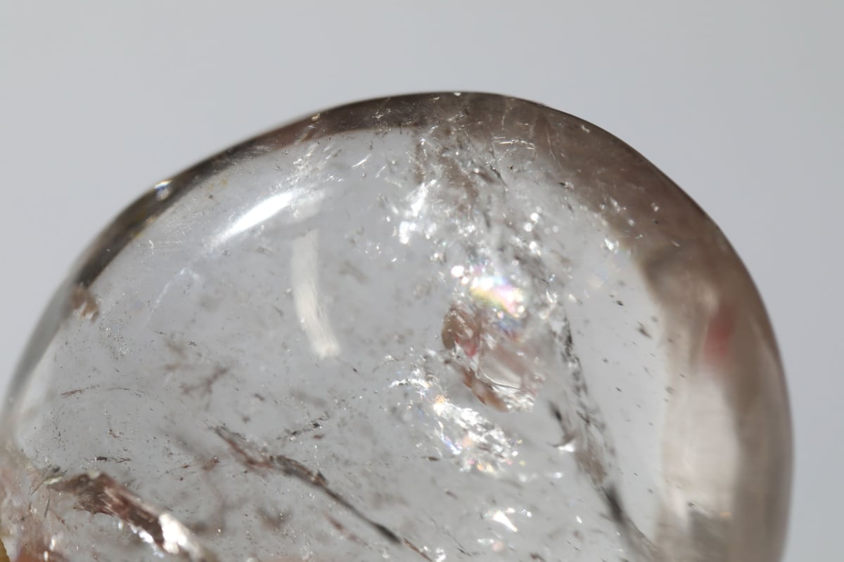 透明な心】虹入り クリアクォーツ 握り石 | Y.S.Y24