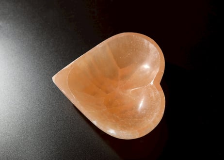 葉月ゆうによる技封入❣️【お金の器を広げる】オレンジセレナイト ハートの器 ※イベントクーポン使用不可