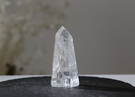 【奇跡を運ぶ】虹入り レムリアンクォーツ 磨き
