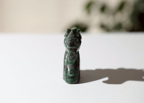 【CHAOSCLEARING カオス解消（自分を超えて成長する）シジル封入 オリジナルカード付き❣️】ルビーインゾイサイト ユニコーン ※イベントクーポン使用不可