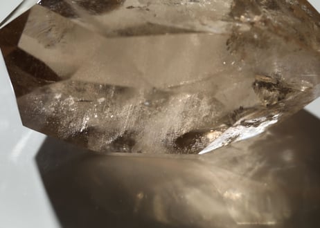 【気付きを得る】虹入りスモーキークォーツ フリーフォーム