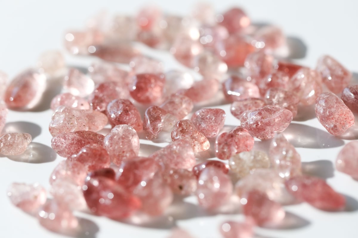 アンチエイジング】タンザニア産 ストロベリークォーツ さざれ