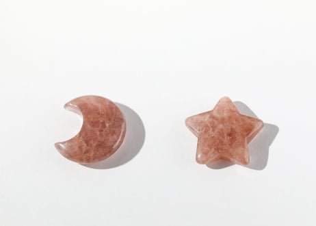 【愛らしさ】ストロベリークォーツ 月と星