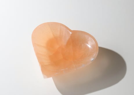 葉月ゆうによる技封入❣️【お金の器を広げる】オレンジセレナイト ハートの器 ※イベントクーポン使用不可