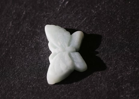 アマゾナイト 蝶　【癒しの蝶】