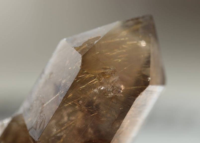 必要な石】スモーキー ゴールドルチル ガーデンクォーツ ポイント