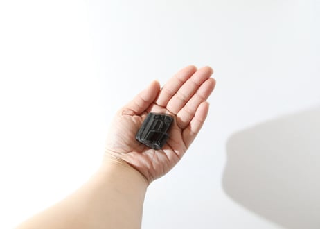 【体へ愛を送る】ブラックトルマリン 原石