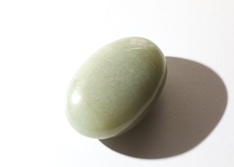 【良い人になる】グリーンアベンチュリン 握り石