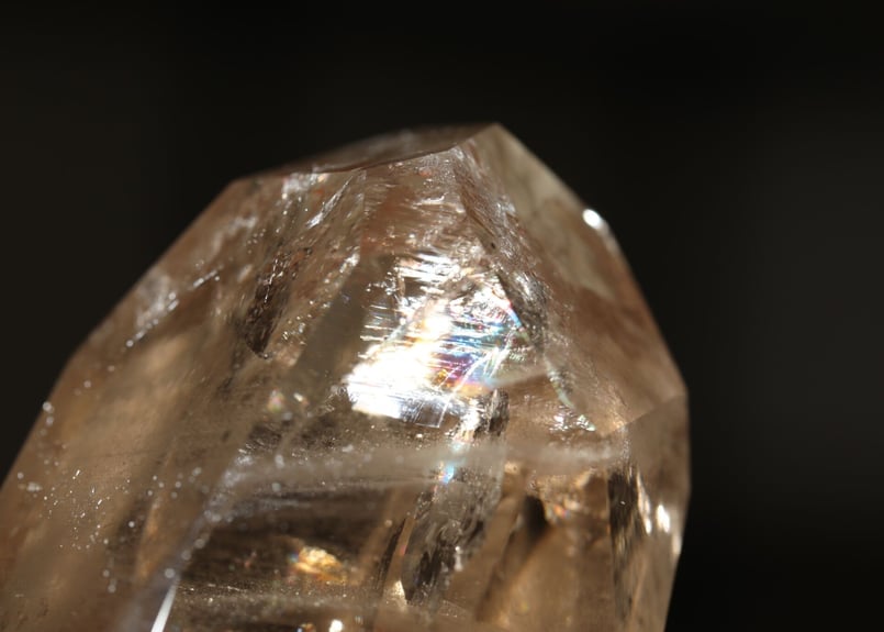 スモーキークォーツ　虹多　フリーフォーム　6.4㎝　スモーキー　煙水晶 スモーキークォーツ 虹多 フリーフォーム 6.4㎝ スモーキー 煙