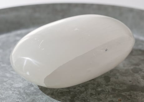 【美しくなる/美肌の技入り】Big セレナイト 握り石 ※イベントクーポン使用不可