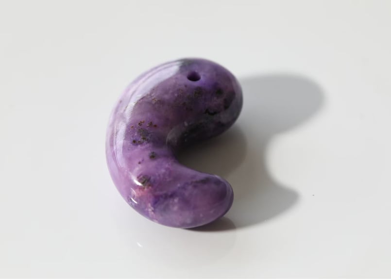 カルマ解放のシッティ入り】スギライト 勾玉 | Y.S.Y24