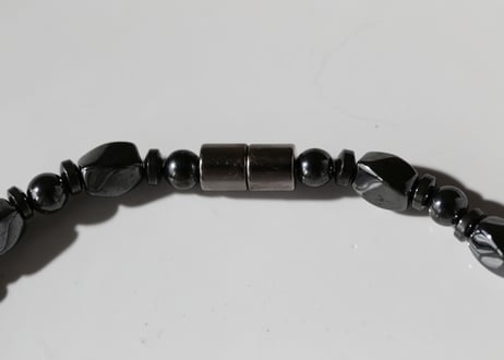 【落ち着きの中で】ヘマタイトアンクレット マグネット式(約26cm)