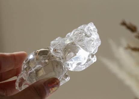【勇敢な精鋭】ハイクオリティ ライトスモーキークォーツ ヒキュウ