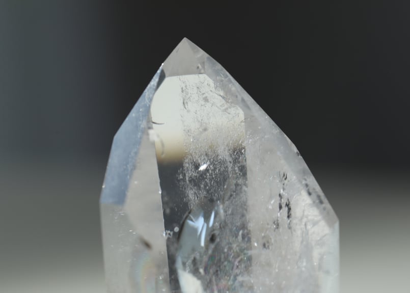 内なる光】トカンティンス産 虹入りクリアクォーツ ポイント | Y.S.Y24