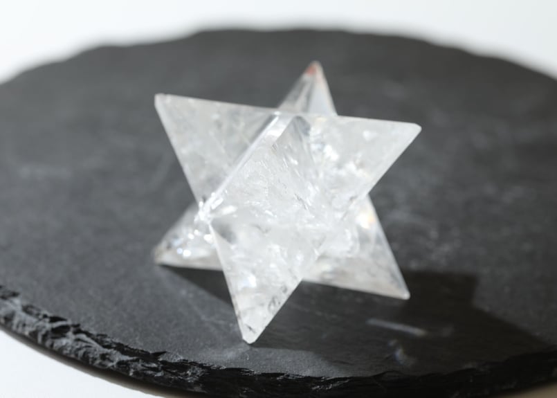 ヘマタイト入りクリアクォーツ マカバ | Y.S.Y24