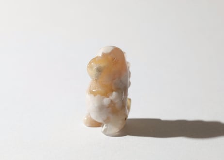 【豊富な知恵】チェリーブロッサムアゲート 恐竜