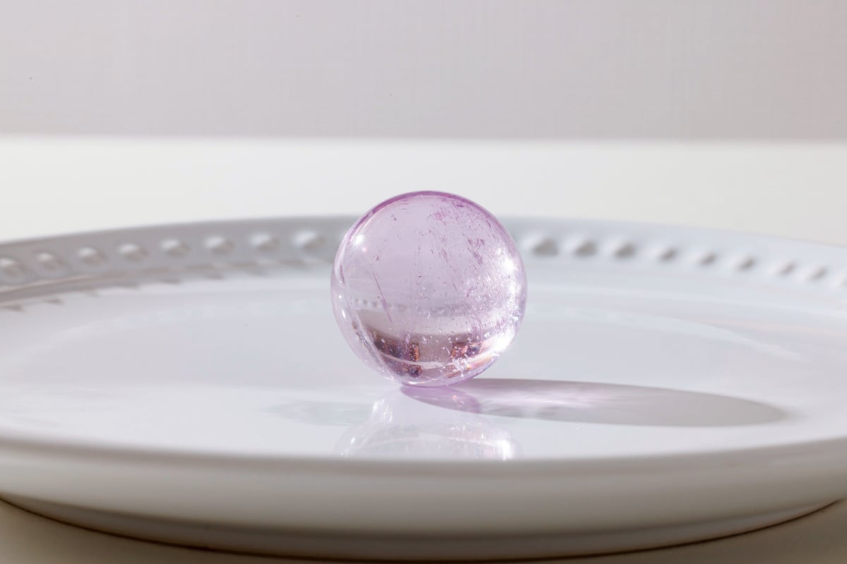 神聖な温もり】ハイクオリティ クンツァイト スフィア | Y.S.Y24