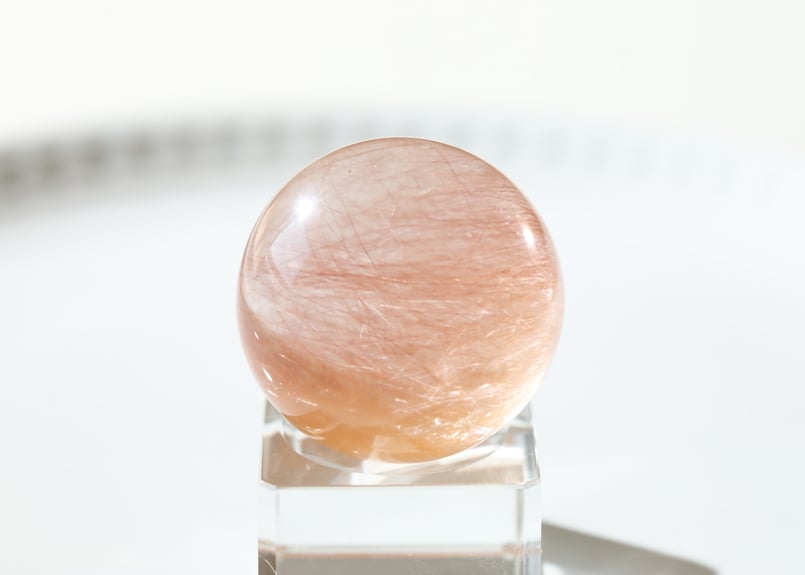 ピンクルチルクォーツスフィア　台座付き 才能発揮＆奇跡が起きる技入り！】【手放して愛に生きる】ピンク