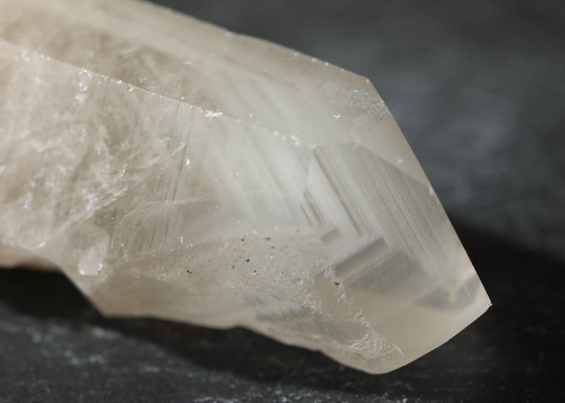 ホワイトファントム クォーツ ポイント 水晶 ホワイトファントムクォーツポイント 水晶 鉱物 天然石 送料無料