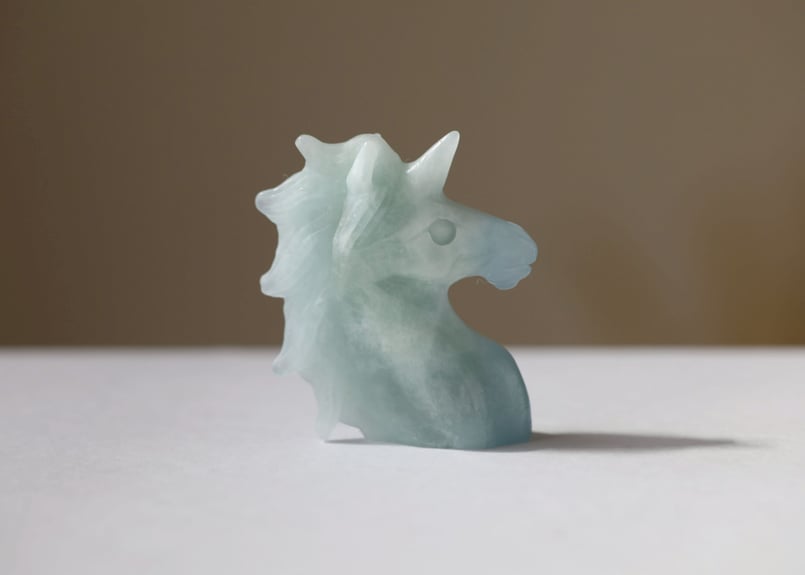 アクアマリン　ユニコーン　天然石　置物 エドワード淺井さんによる技入り❣️【時給一億】〈Y.S.Y24オリジナル