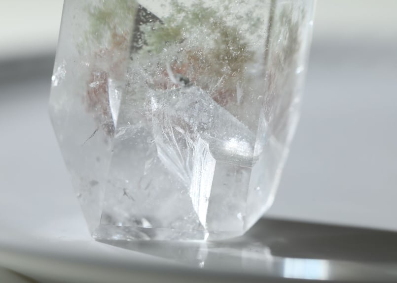 調和のエナジー】虹入り クォーツインクォーツ with ガーデン | Y.S.Y24