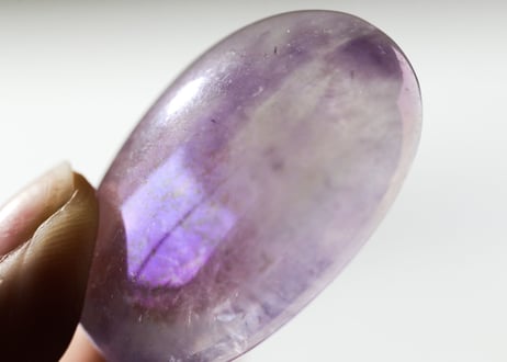 【ちいさな宝物】エンジェルオーラ アメジスト 小さな握り石
