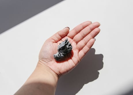 スノーフレークオブシディアン ドラゴン