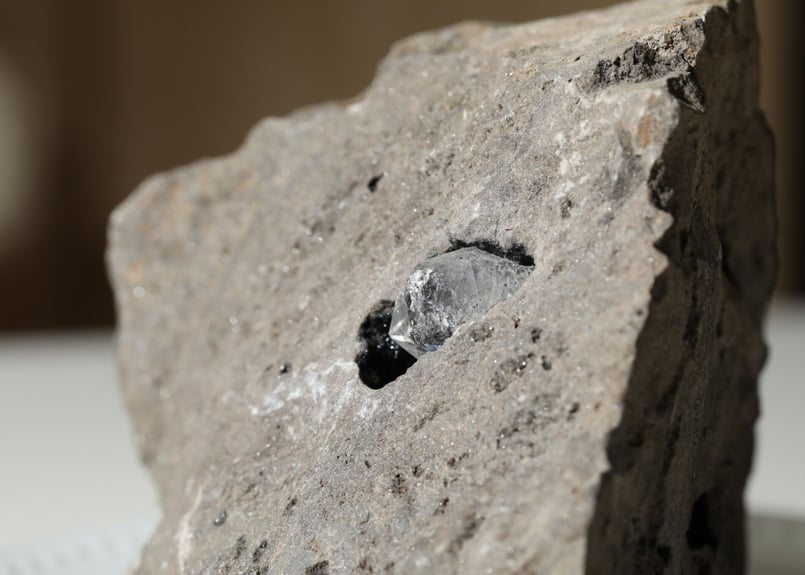 光を抱く者】ハーキマーダイヤモンド 母岩つき | Y.S.Y24